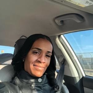 Meet your Posher, Zandia